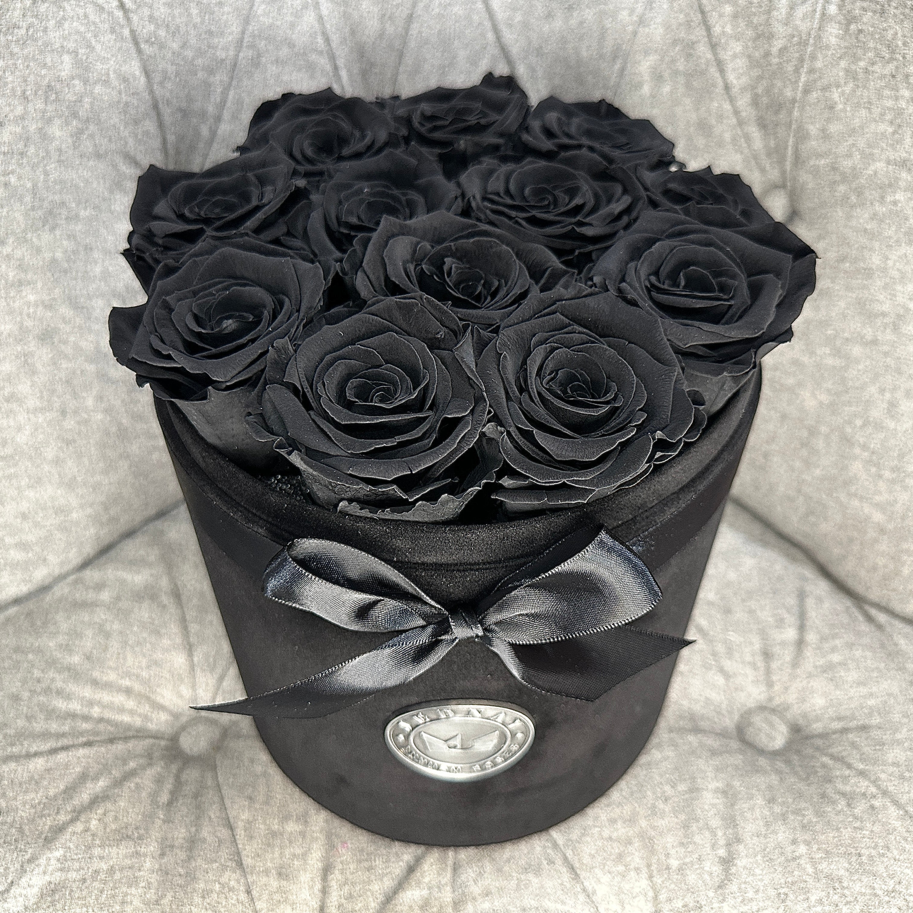 THE GRANDE | MIDNIGHT BLACK ETERNAL ROSES | BLACK SUEDE BOX