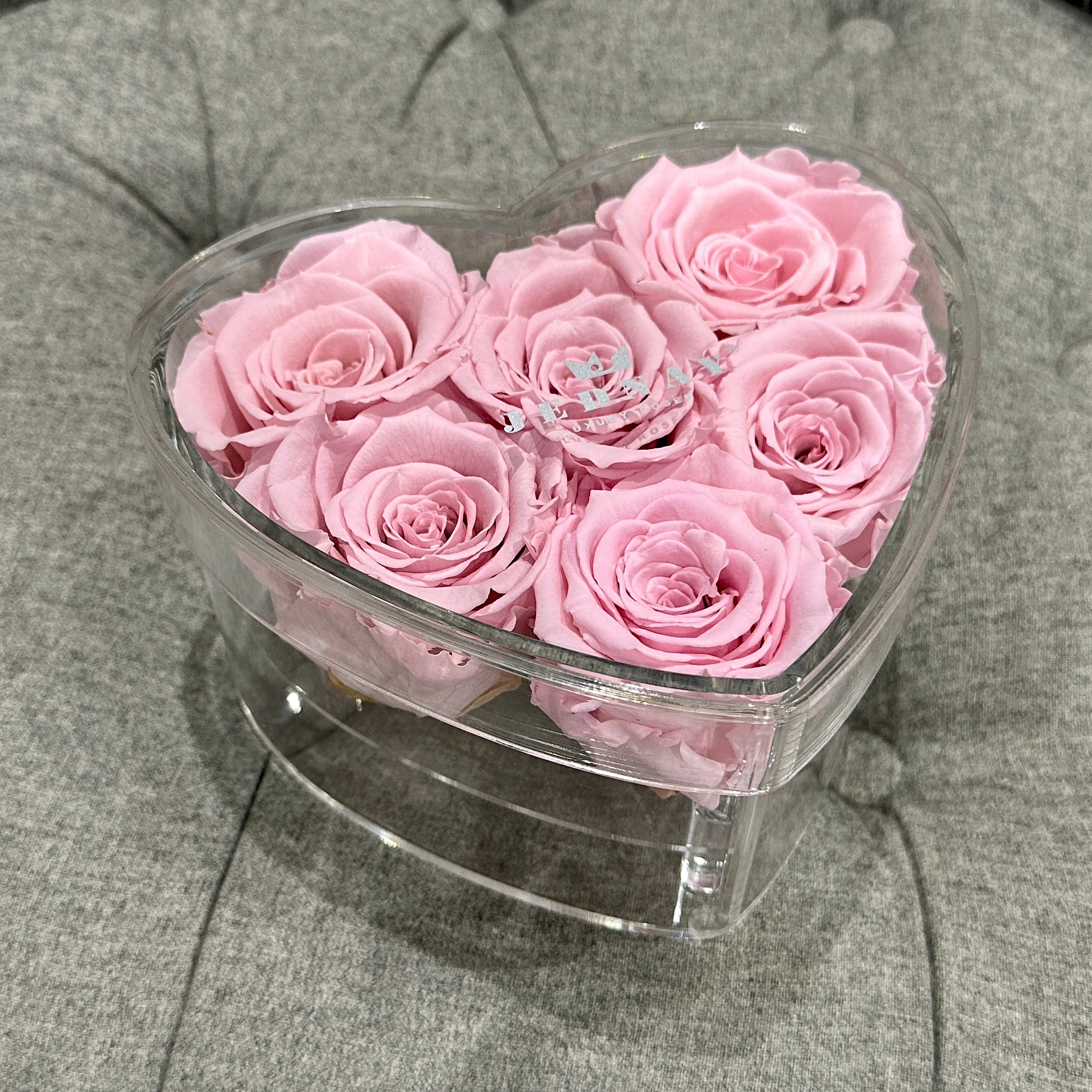 THE AMOUR | SOFT PINK ETERNAL ROSES